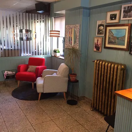 Lucia Hotel